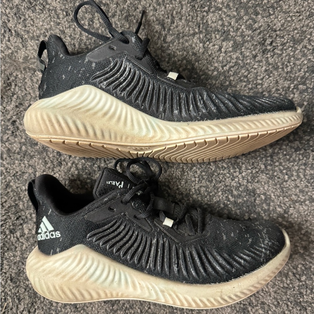 Adidas parsley running shoe